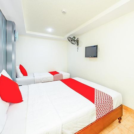 Oyo 243 Eden Hotel Nha Trang Exteriör bild